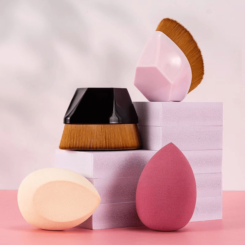 KIT PROMOCIONAL - 2 Pincéis Baumont Pro + 2 Esponjas de BRINDE -