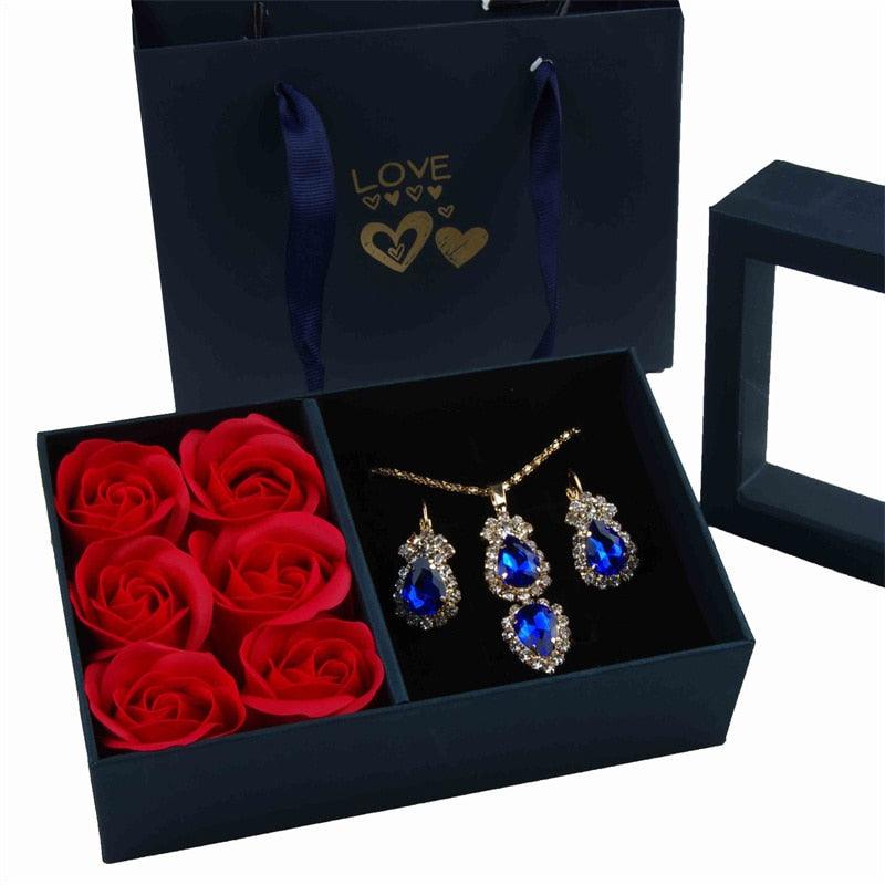 Caixa Baumont com Pedras em Rubi: Colar + Brincos + Anel + Rosas Perfumadas: Dia das Mães 30%OFF ❤️