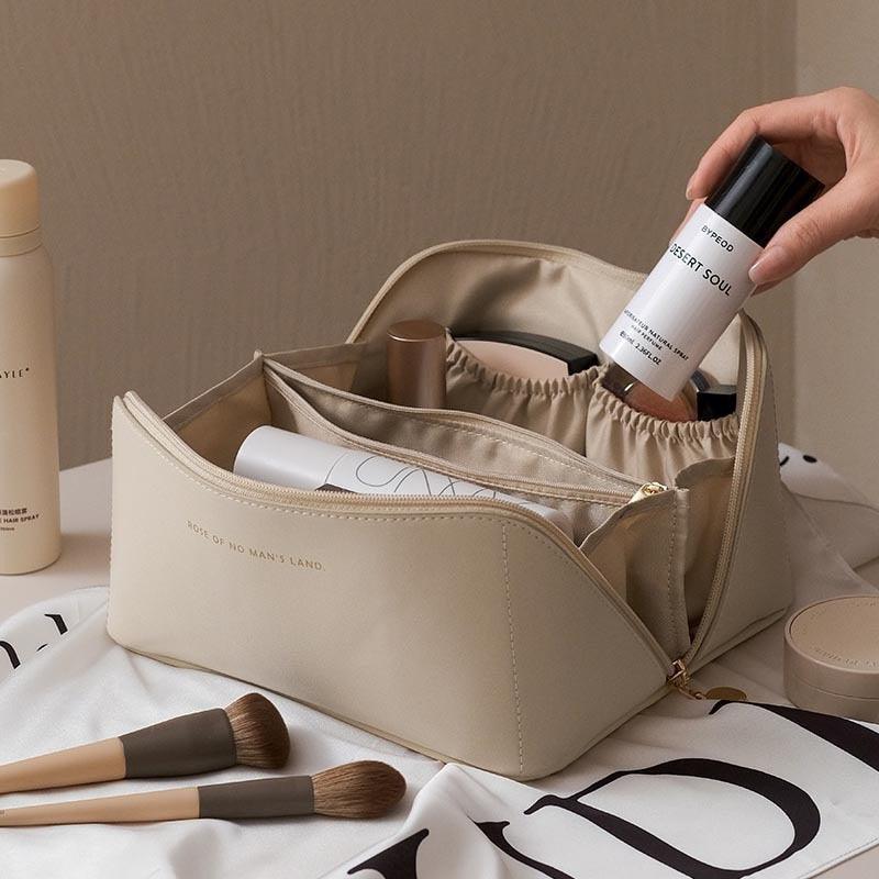Bolsa Necessaire Woman  2024